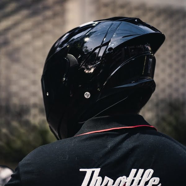 GearX X2 - Jet Black (Free Smoke Visor & Spoiler) - Image 3