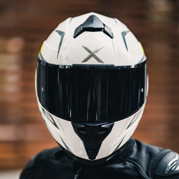 GearX X2- Snow White (Free Smoke Visor & Spoiler) - Image 3