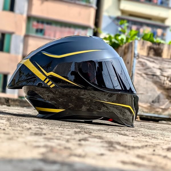 GearX X2- Blazing Black (Free Smoke Visor & Spoiler)